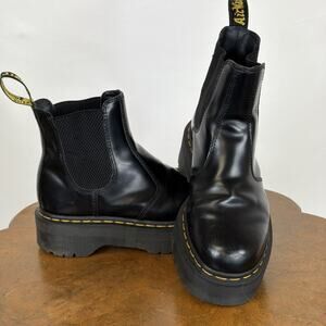 Dr. Martens Black 2976 Quad Platform Chelsea Boots Polished Leather Women's 8